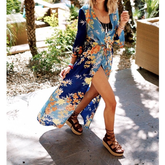 KJANSY Dresses & Skirts - LAST ONE! 5⭐️ FAVE La Costa Gardens Floral Dress